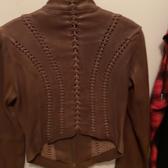 Leather jacket - Picture 2 of 3